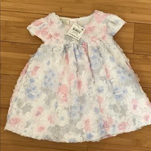 NWT! First impressions floral dress